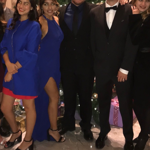 Beautiful Blue 👗 - Picture 2 of 7